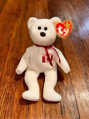 Canadian Tag TY Maple Beanie Baby Bear Stuffed Animal